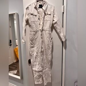 Cool crème denim jumpsuit by Nasty Gal!